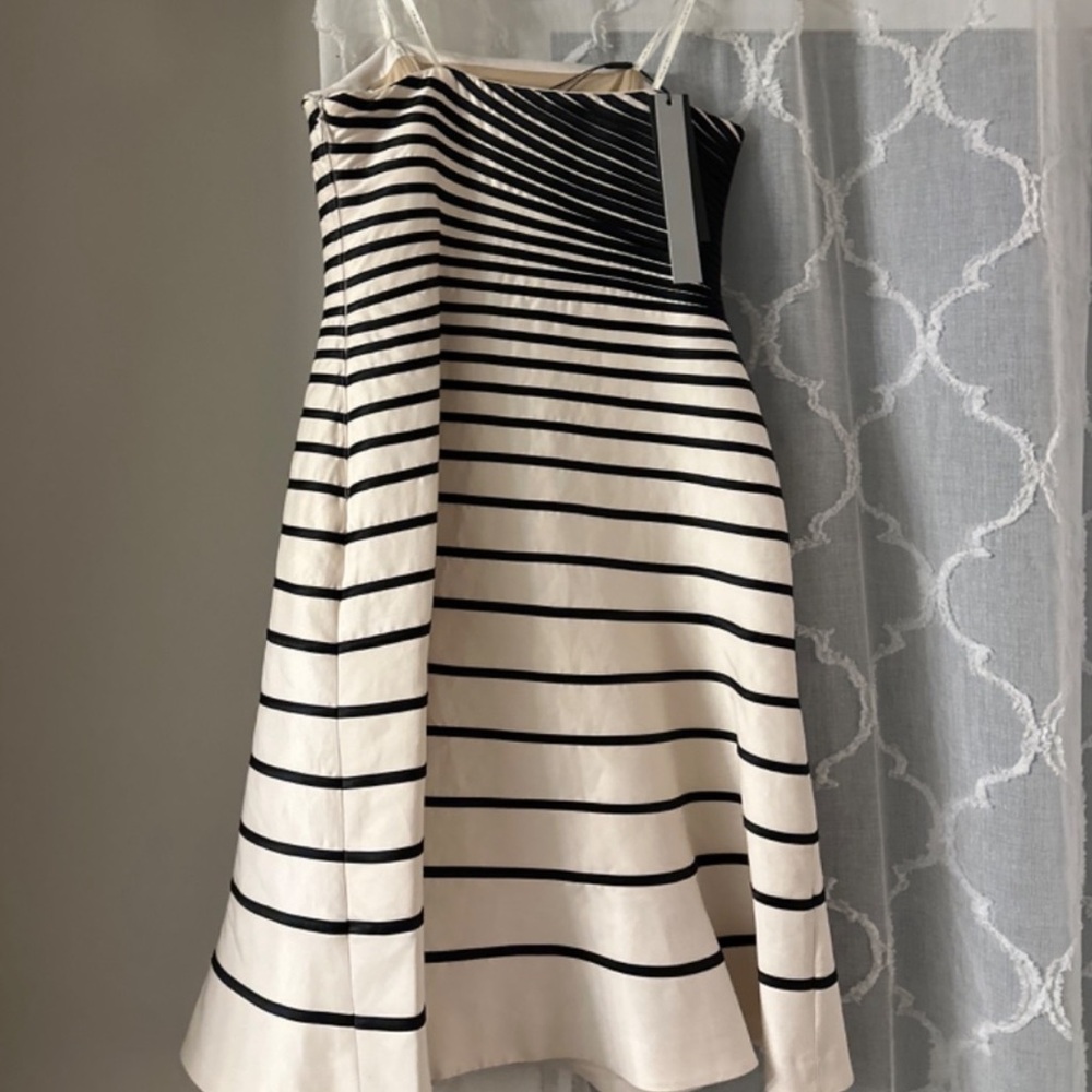 NWT H by Halston Black and White Ruched strapless Dress 🌺$25 🌸today’s deal - Picture 2 of 13